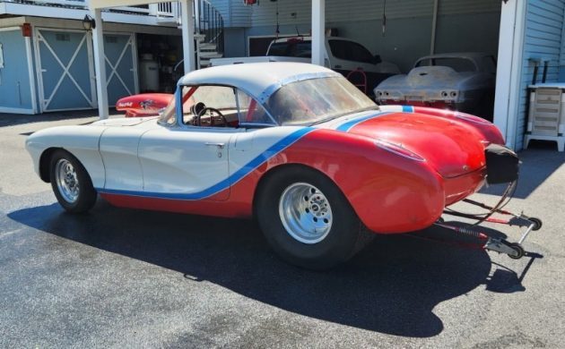 Просто добавьте биг-блок: Chevrolet Corvette 1957 года