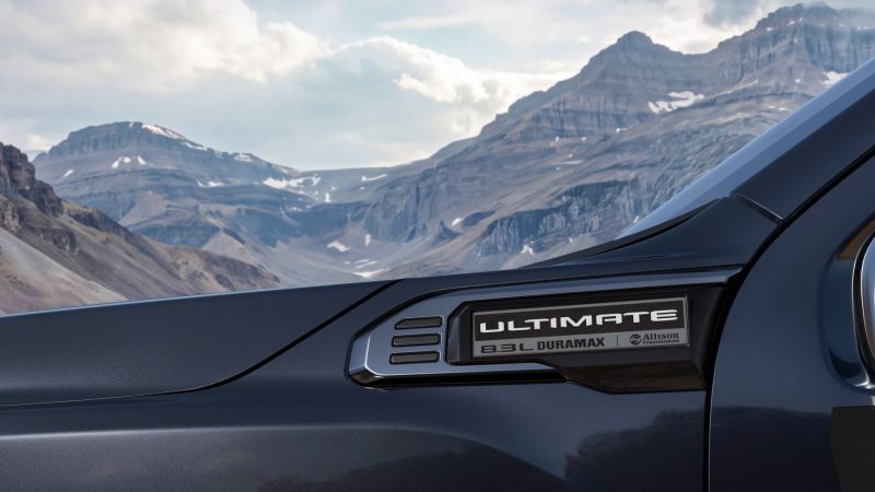 GM представила новый 555-сильный Duramax 8,3-литровый турбодизельный V8