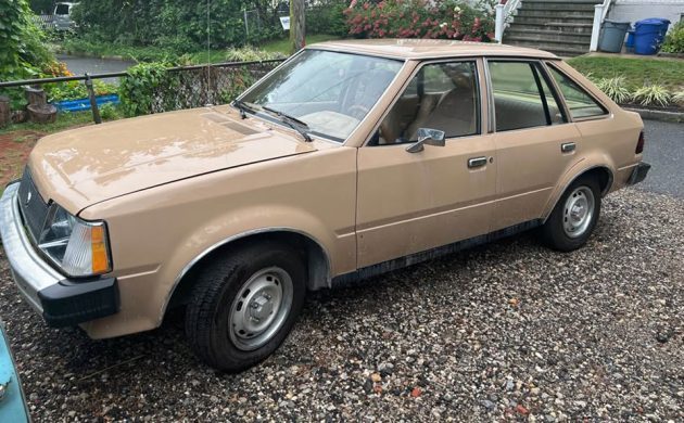 Эффектный пятидверный Ford: Mercury Lynx L 1984 года