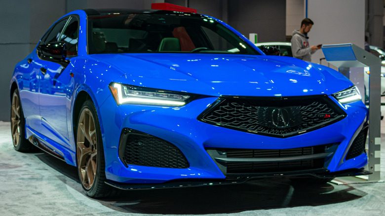 Toyota Camry — не единственный седан с полным приводом: 5 альтернатив, которые стоит рассмотреть — фото 8