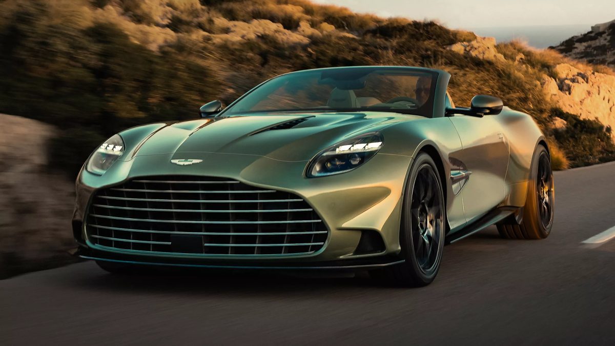 Aston Martin откладывает электромобили и сохраняет V8 и V12 — фото 2