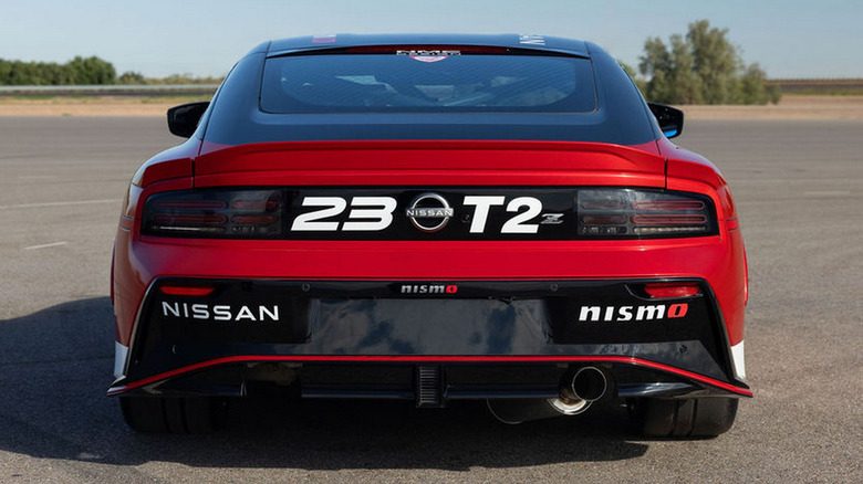 Nissan привезла на SEMA Datsun Restomod и трековый Z для SCCA — фото 3