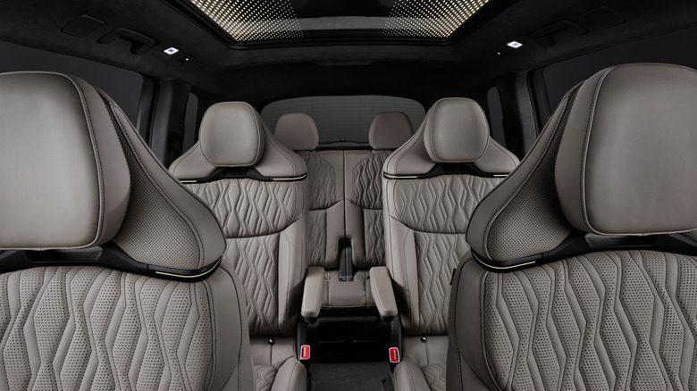 2027 Audi Q9 и SQ9 выходят в лидеры класса — фото 3