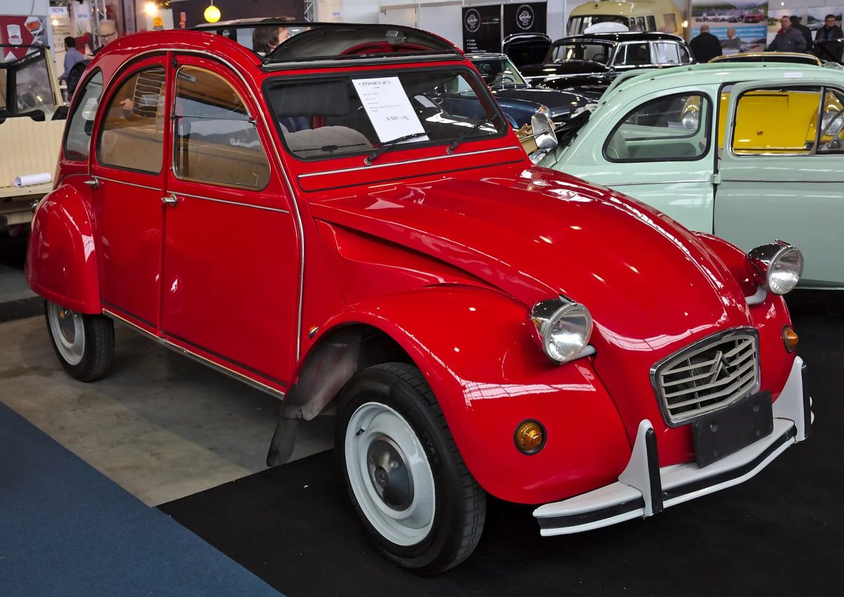 Citroën готовит электрический концепт 2CV за €15 000