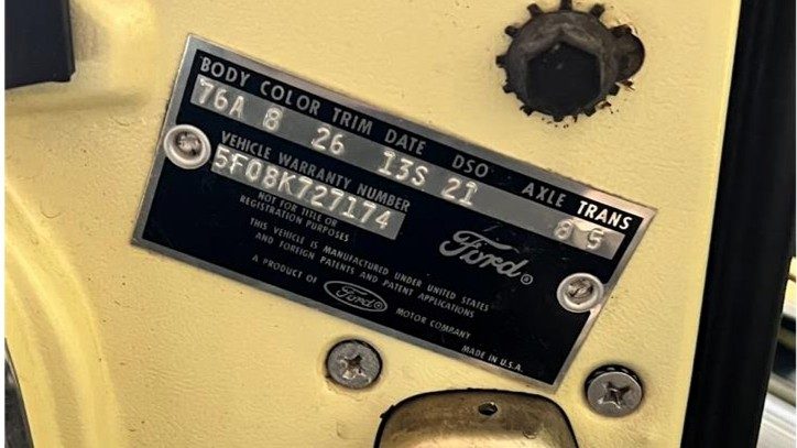 Ford Mustang Convertible 1965 года выставили на продажу — фото 3