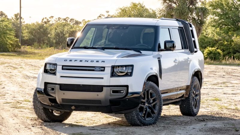 JLR отзывает 23 677 автомобилей из-за сбоя