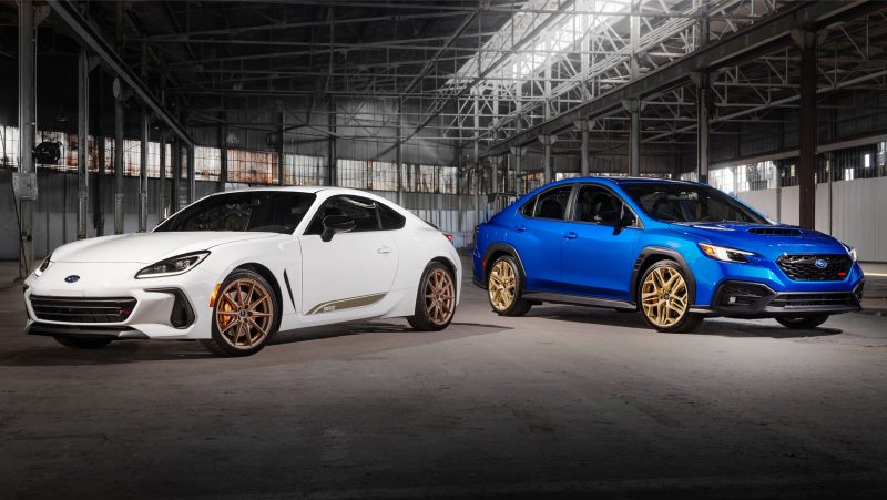 Subaru представила специальные версии BRZ ZC15 и WRX GD25