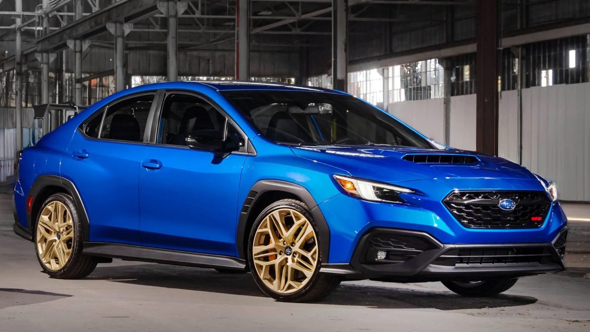 Subaru представила специальные версии BRZ ZC15 и WRX GD25