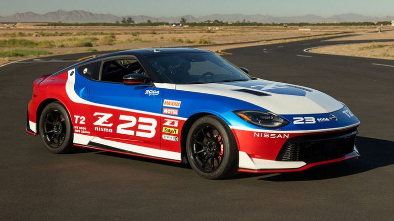 Nissan привезла на SEMA Datsun Restomod и трековый Z для SCCA — фото 2