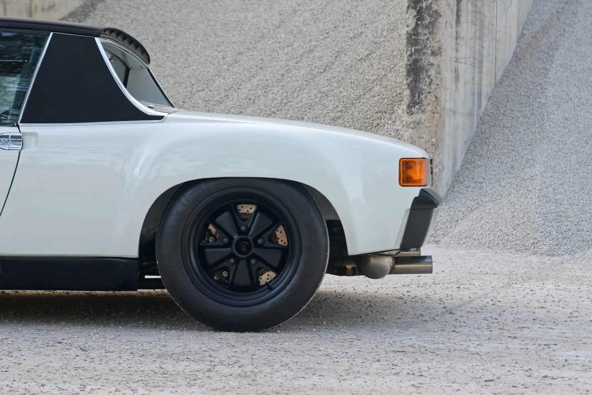 Один из величайших автомобильных дизайнеров современности владел Porsche 914. Это многое говорит об этой машине — фото 3