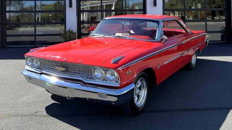 Автомобиль дня: Ford Galaxie 500 Sports Hardtop 1963½ года