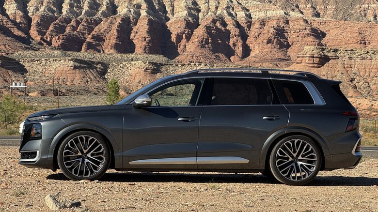 2027 Audi Q9 и SQ9 выходят в лидеры класса — фото 19