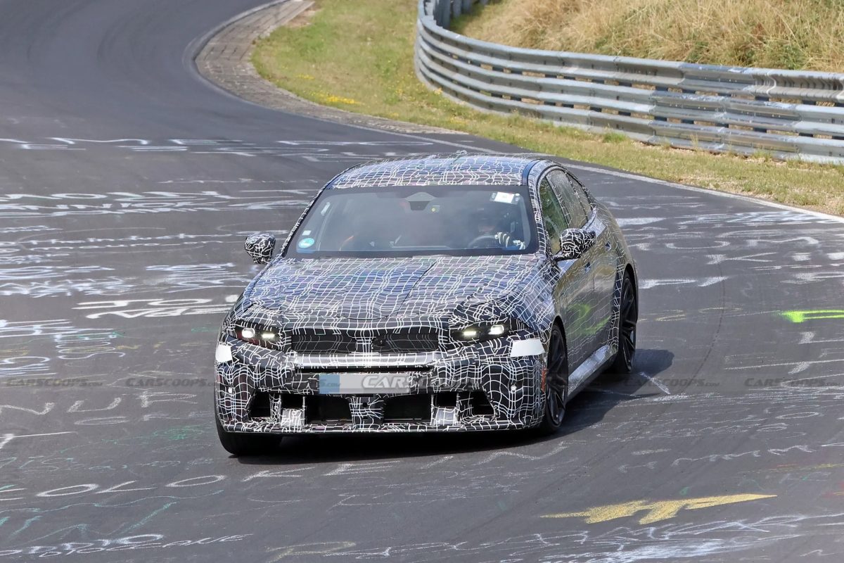 Обновлённый BMW M5 замечен на тестах на Нюрбургринге — фото 2