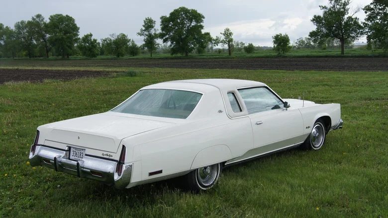 Последние Chrysler, которым достался 440 Big Block под капотом — фото 3