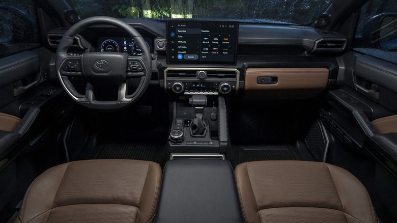 По сравнению с конкурентами Toyota 4Runner выглядит либо архаичной, либо цивилизованной — фото 2