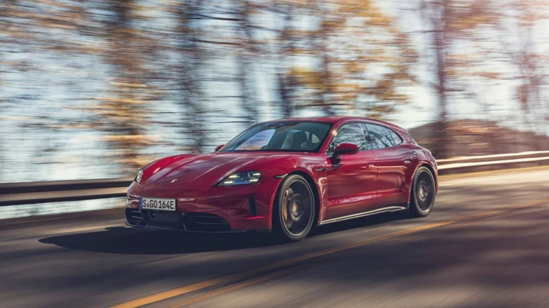 12 самых быстрых электромобилей Porsche — фото 3
