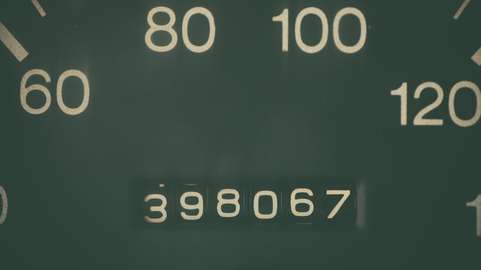 9 советов, которые помогут вашему автомобилю дожить до 300 000 миль (или как можно ближе к этому)