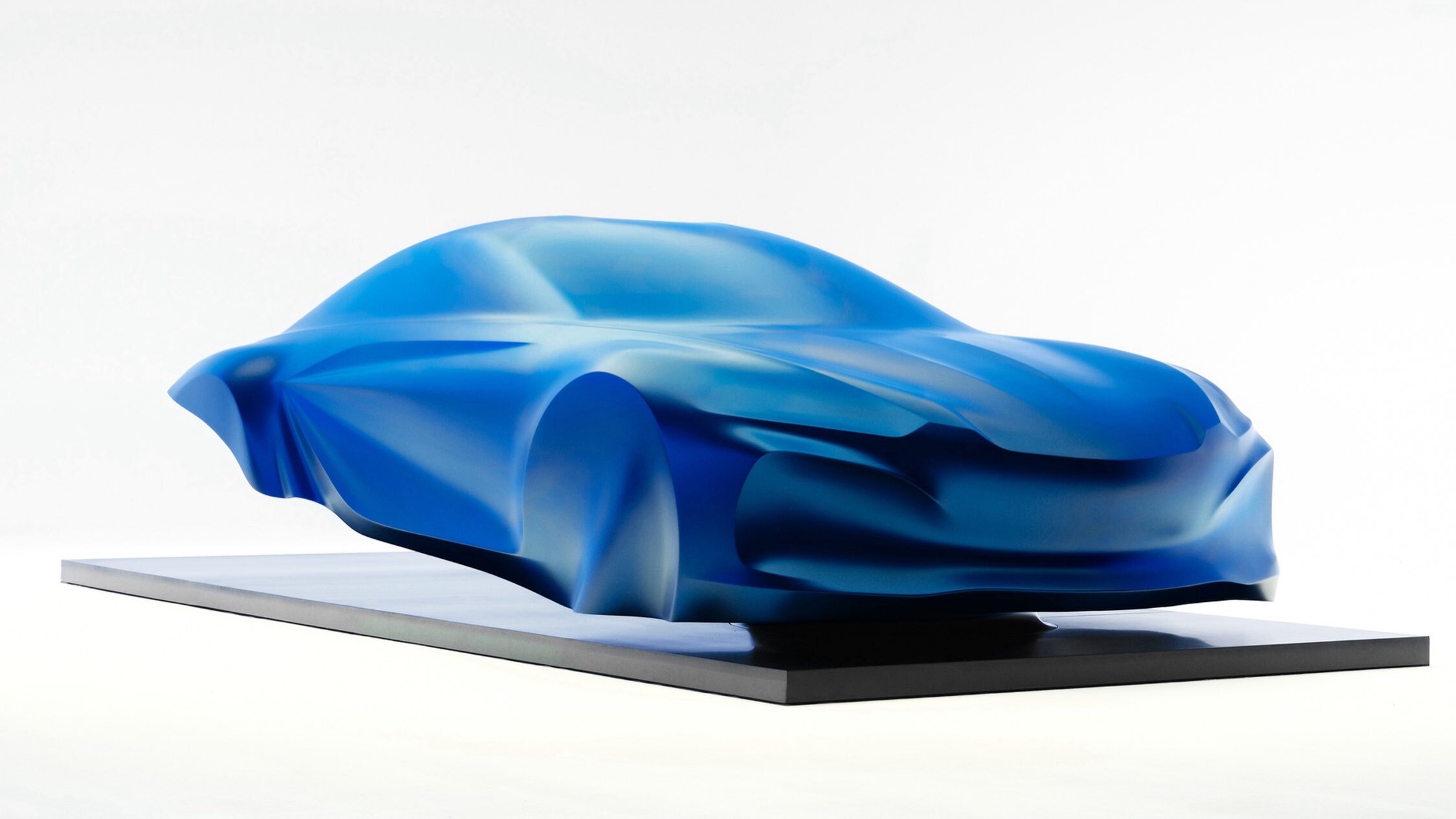 Alpine показала новый A110 и его шасси