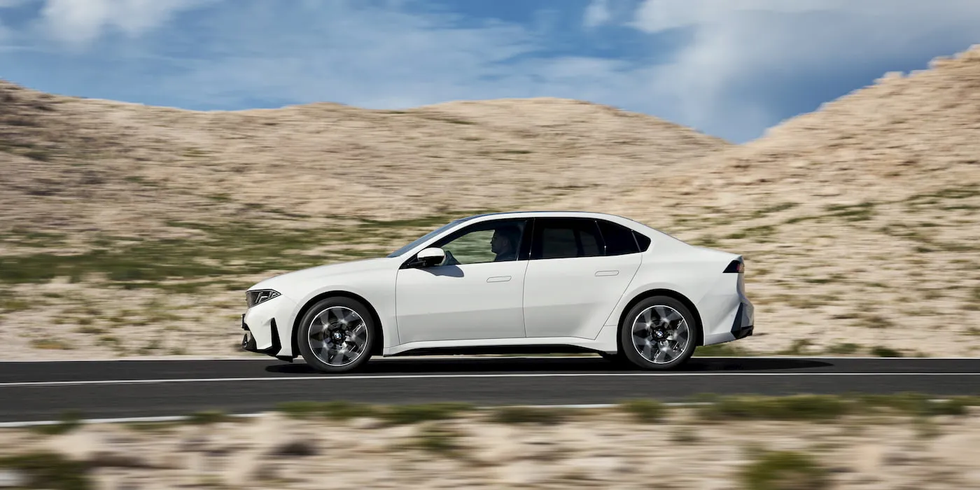 BMW готовит более компактный и доступный электромобиль Neue Klasse