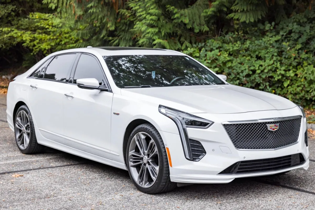Cadillac CT6-V с Blackwing выставили на продажу