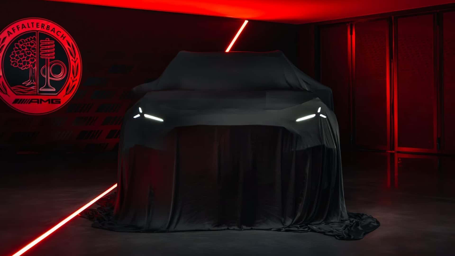 Mercedes-AMG готовит дебют электрического GT SUV