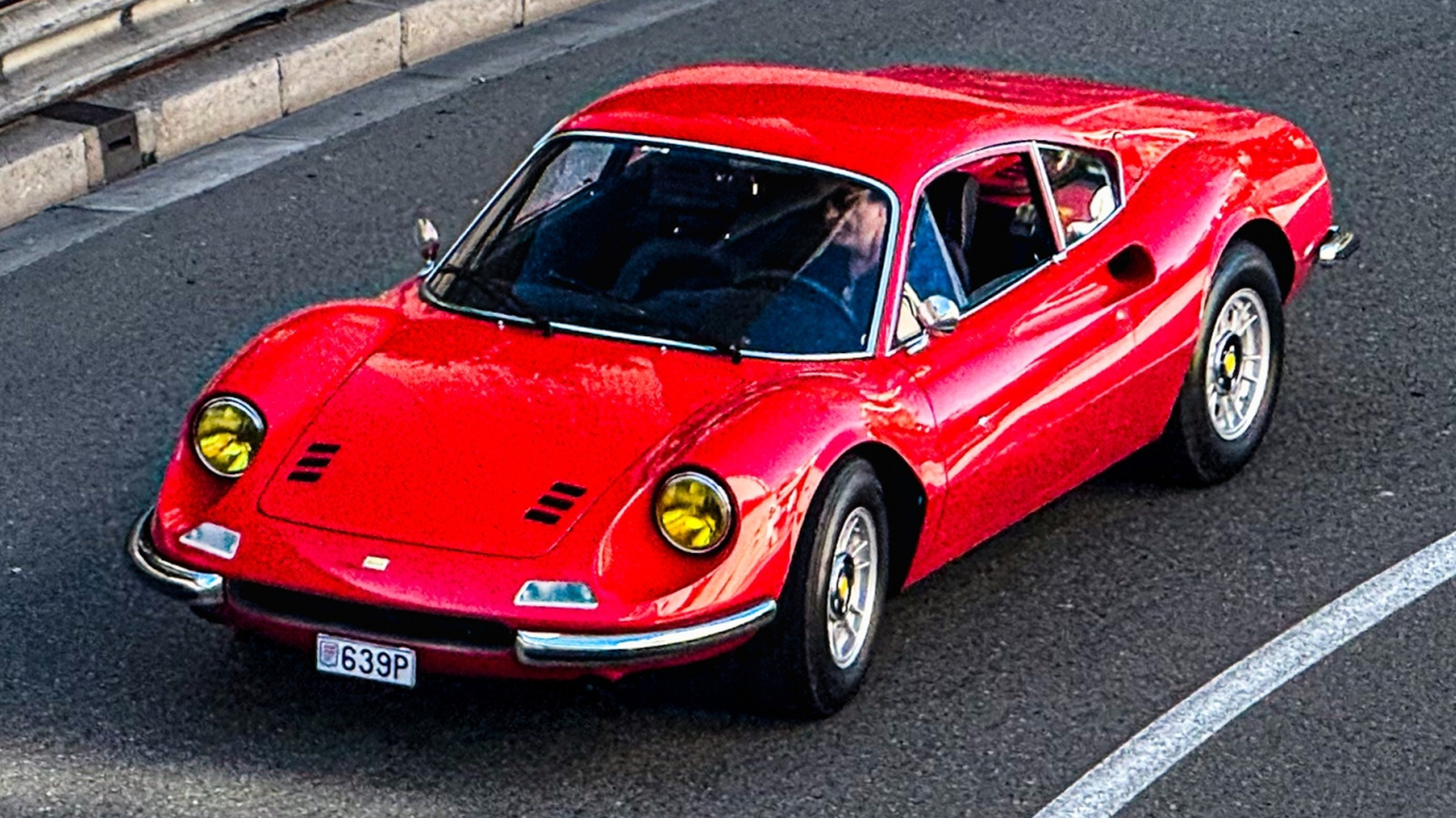 Ferrari Dino 246 GT 1969 года стала эталоном красоты