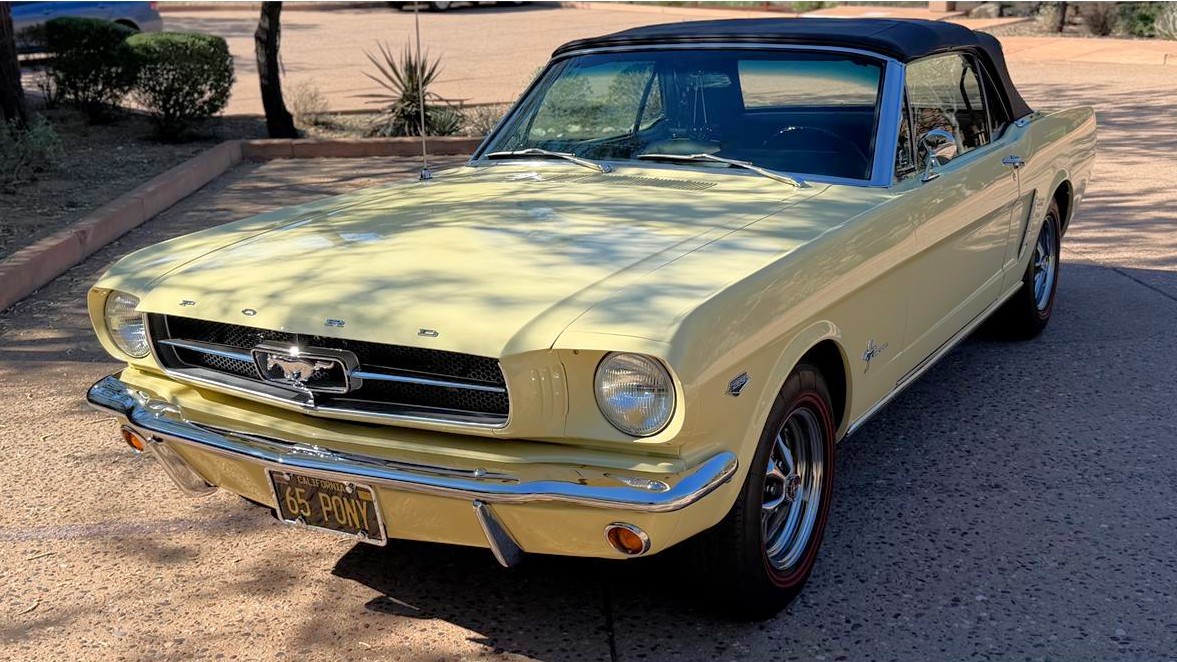 Ford Mustang Convertible 1965 года выставили на продажу