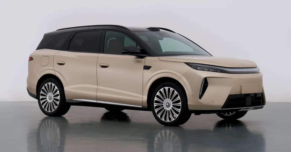 BYD показала Tang EV с 690 л.с.