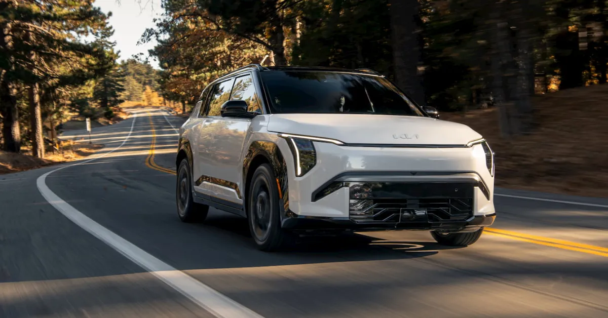 Kia EV3 получил скидку $1,500 и лизинг от $349 в месяц