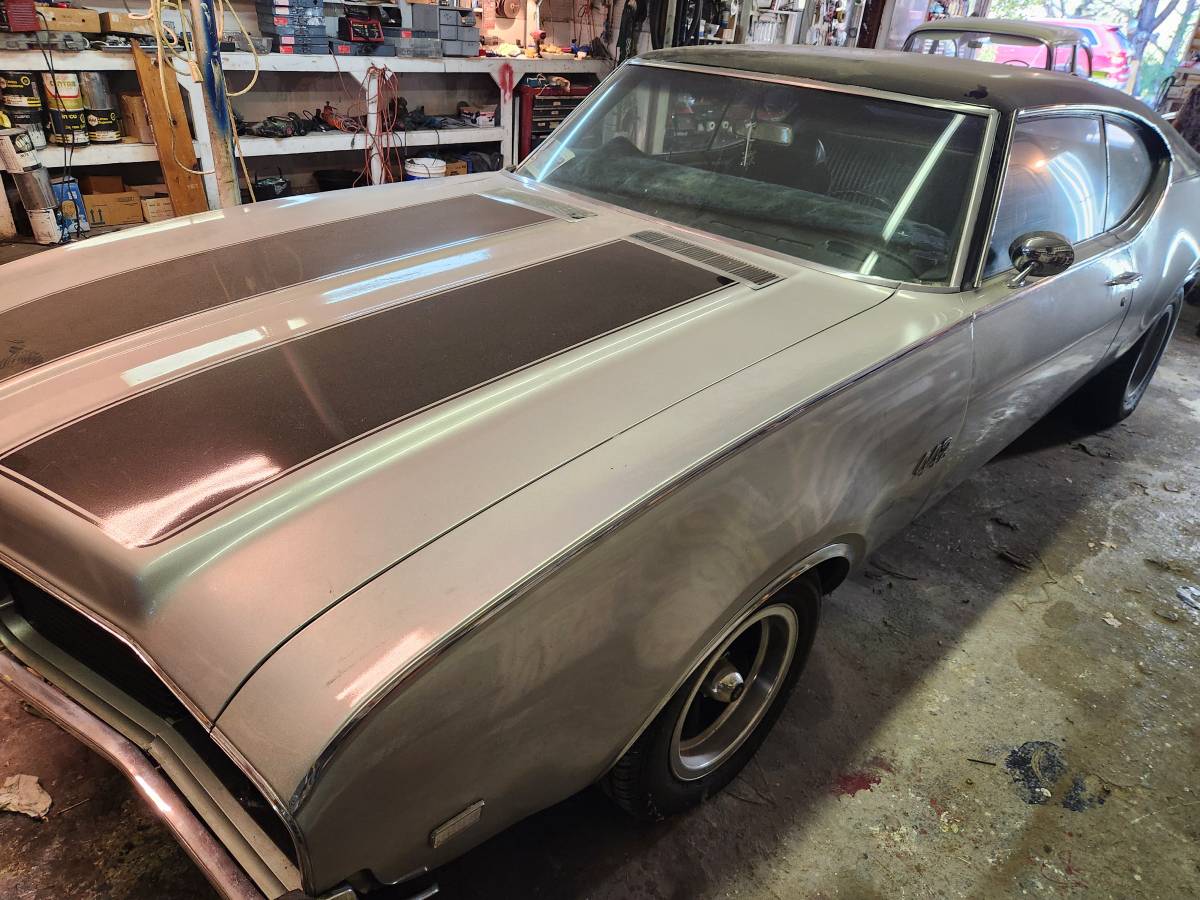 1969 Oldsmobile 442 продают с V8 455