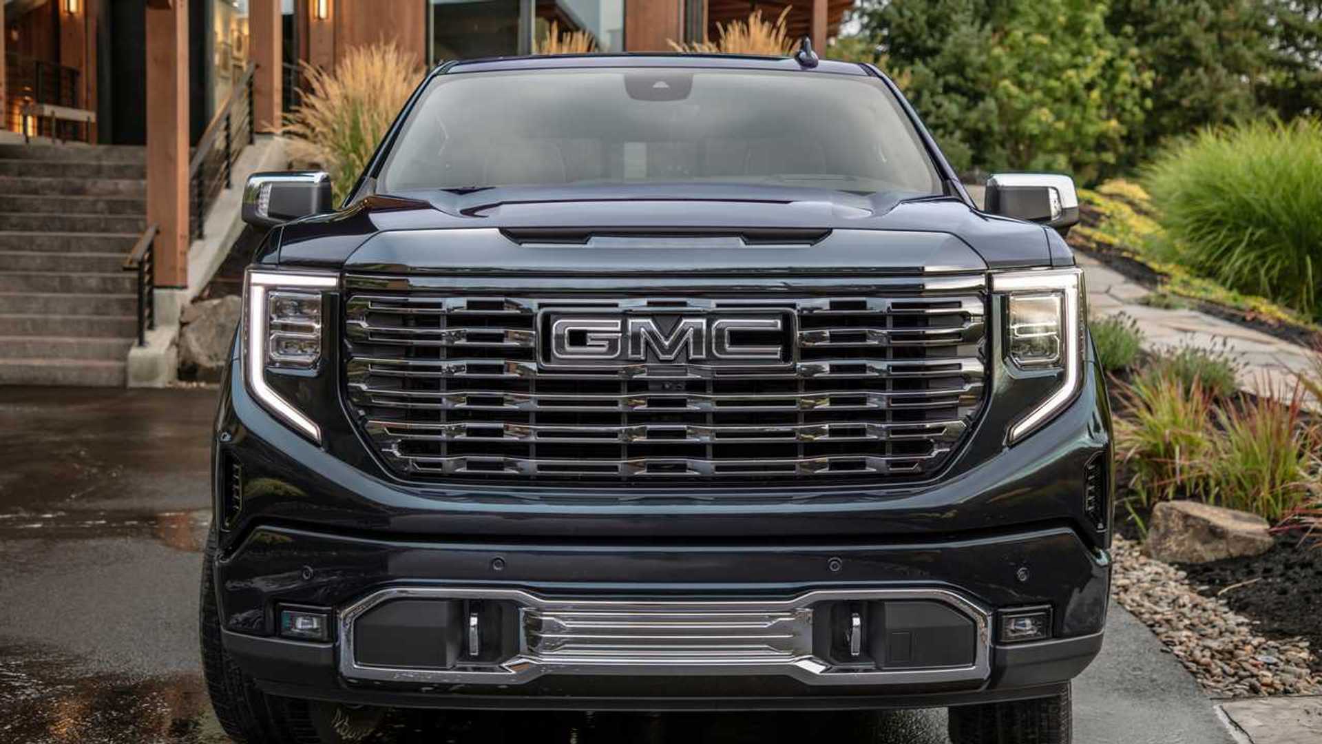 GMC: Материал подготовлен в формате обзора