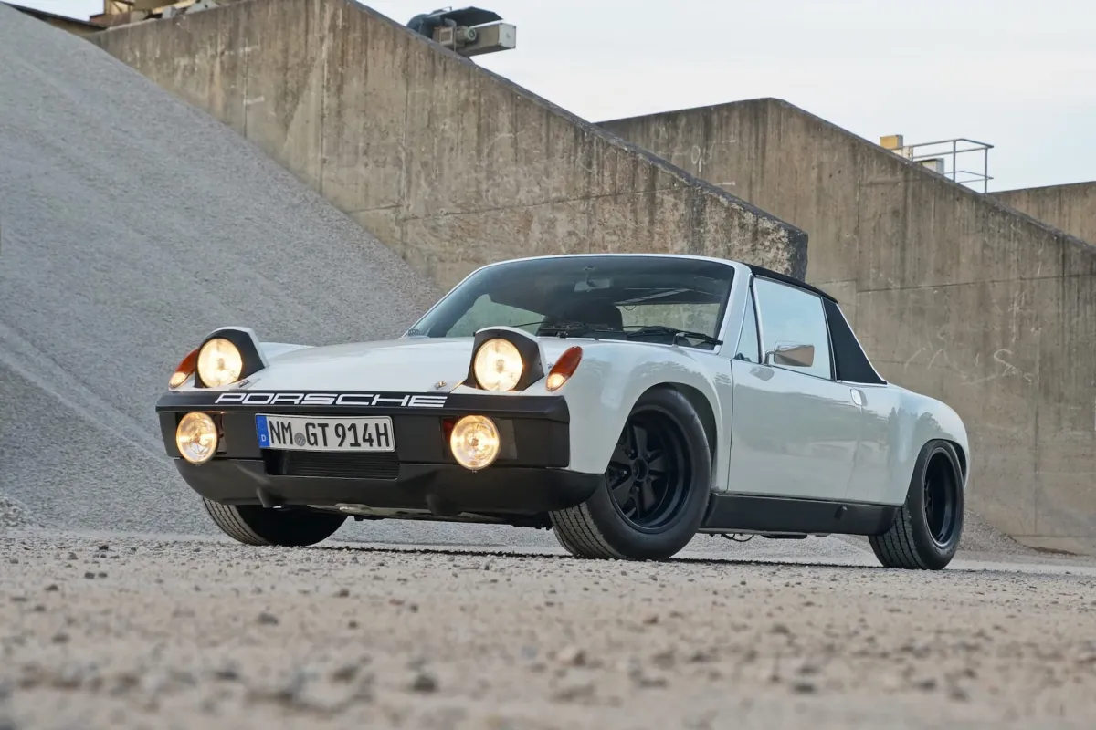 Один из величайших автомобильных дизайнеров современности владел Porsche 914. Это многое говорит об этой машине