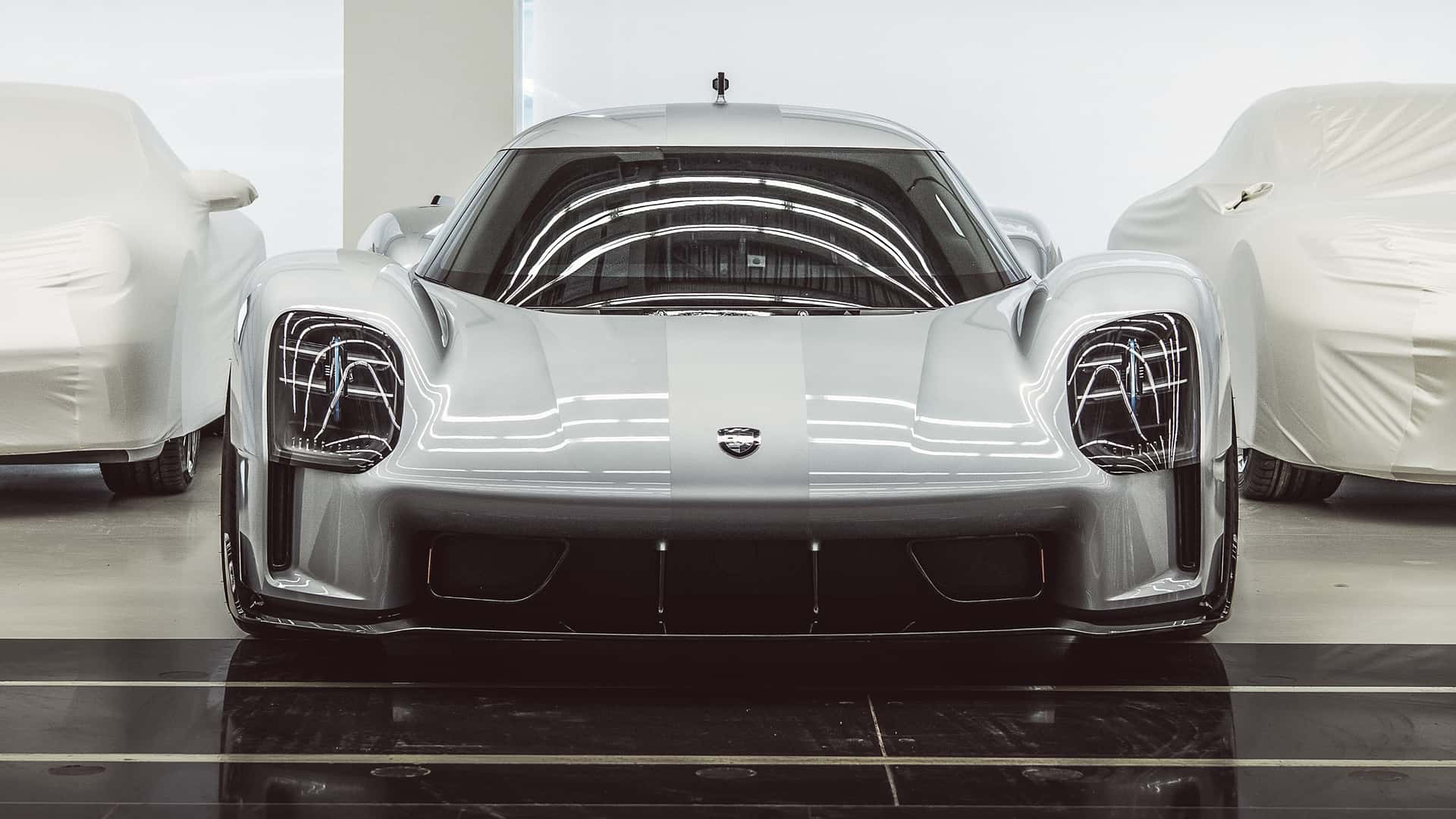 Porsche готовит суперкар S1 с оппозитным V8