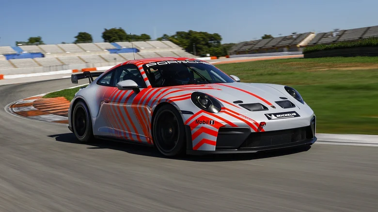 Porsche 911 Challenge заставит сказать: «Замолчите и заберите мои деньги!» — фото 3