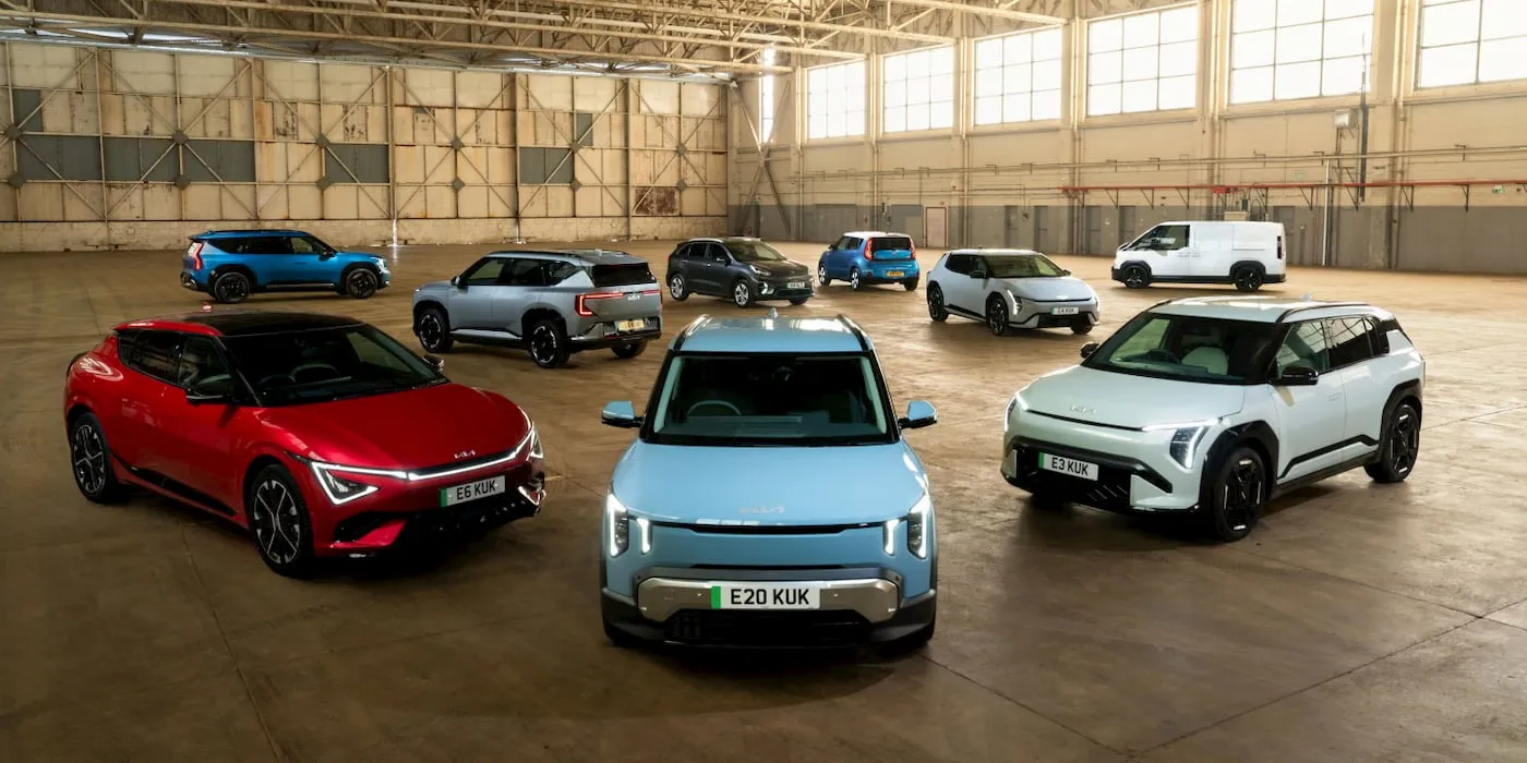 Линейка EV Kia охватывает модели от доступного EV2 до трехрядного EV9 и фургона PV5 (Источник: Kia UK)