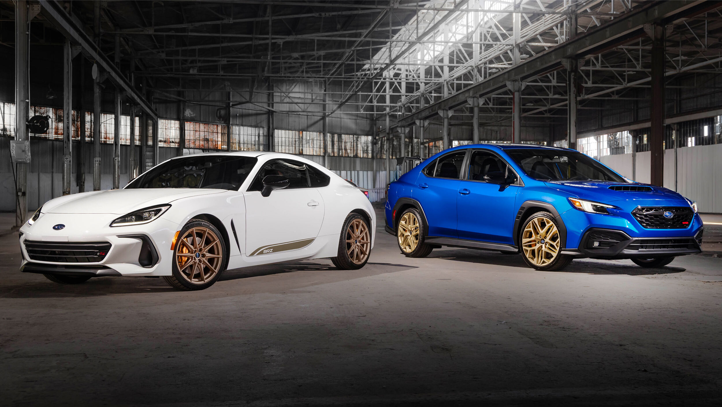 Subaru представила специальные версии BRZ ZC15 и WRX GD25