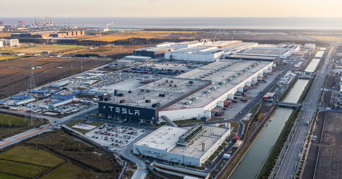 Tesla в Китае теряет продажи и наращивает экспорт
