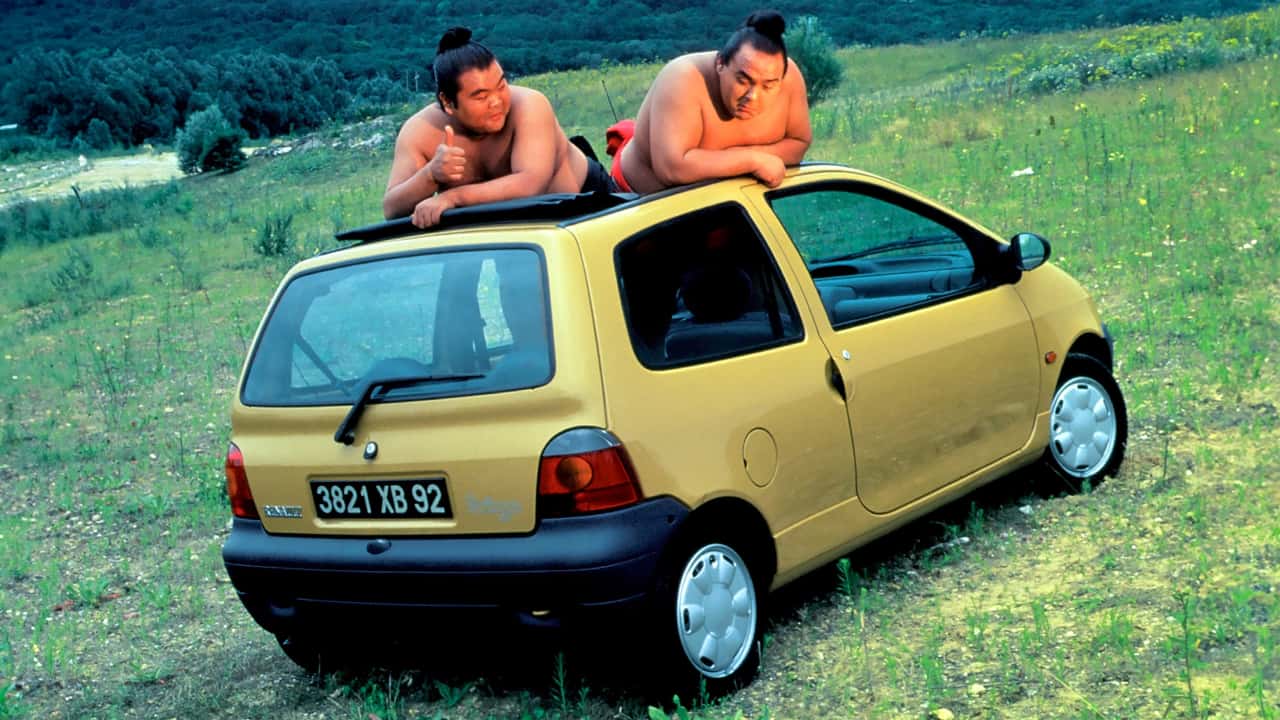 Renault Twingo получил овальную стеклянную крышу — фото 2