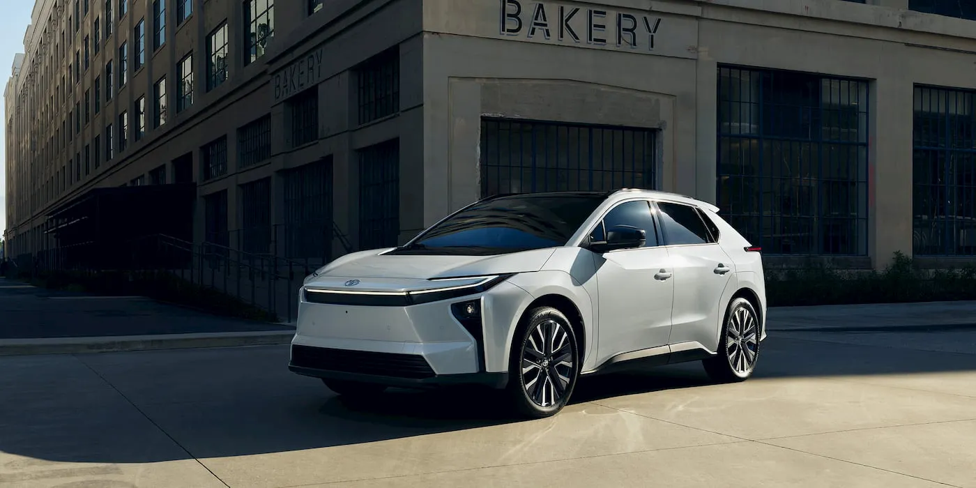 Toyota нарастила продажи электрокаров в США