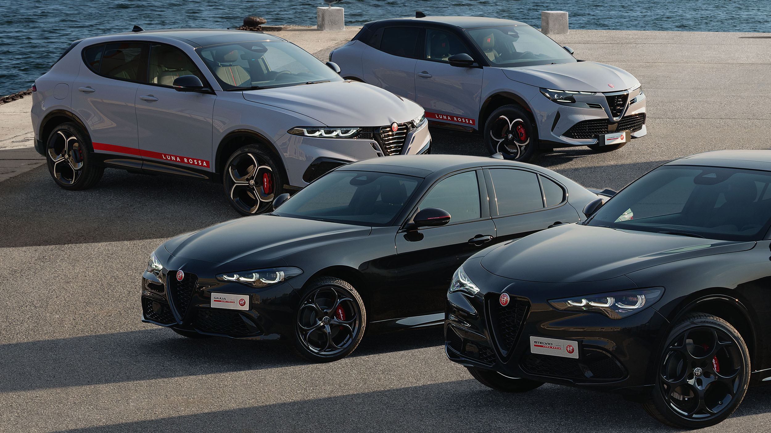 Вся линейка Alfa Romeo получила оформление в духе гоночной яхты