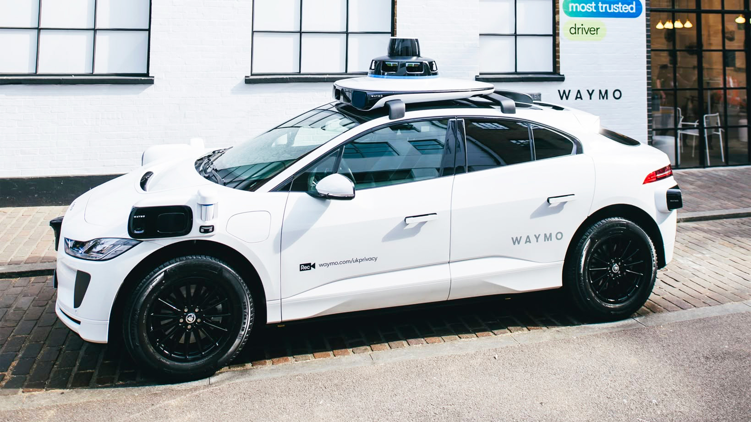Waymo заявила о 95% меньшем числе тяжелых аварий