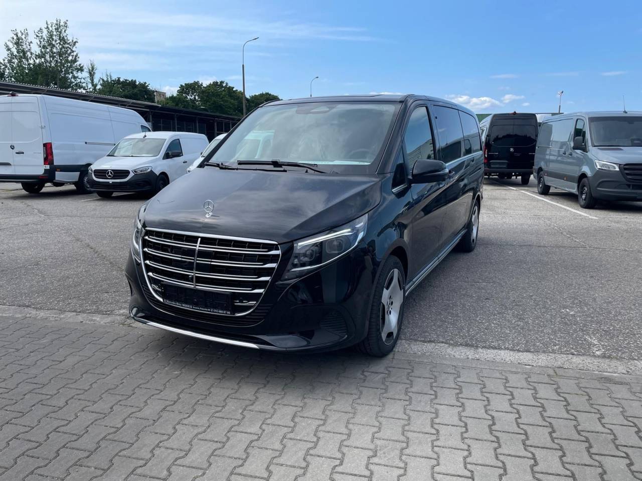 Двигатель и привод Mercedes-Benz V300d XL