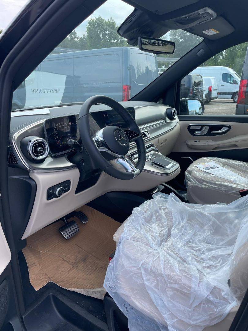 Двигатель и привод Mercedes-Benz V300d XL