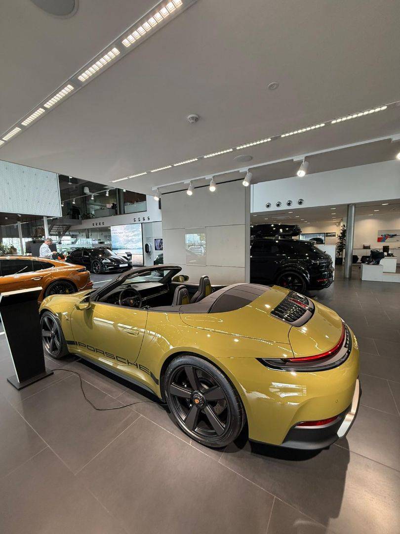 Как привозим Porsche 911 Spirit 70 из Европы