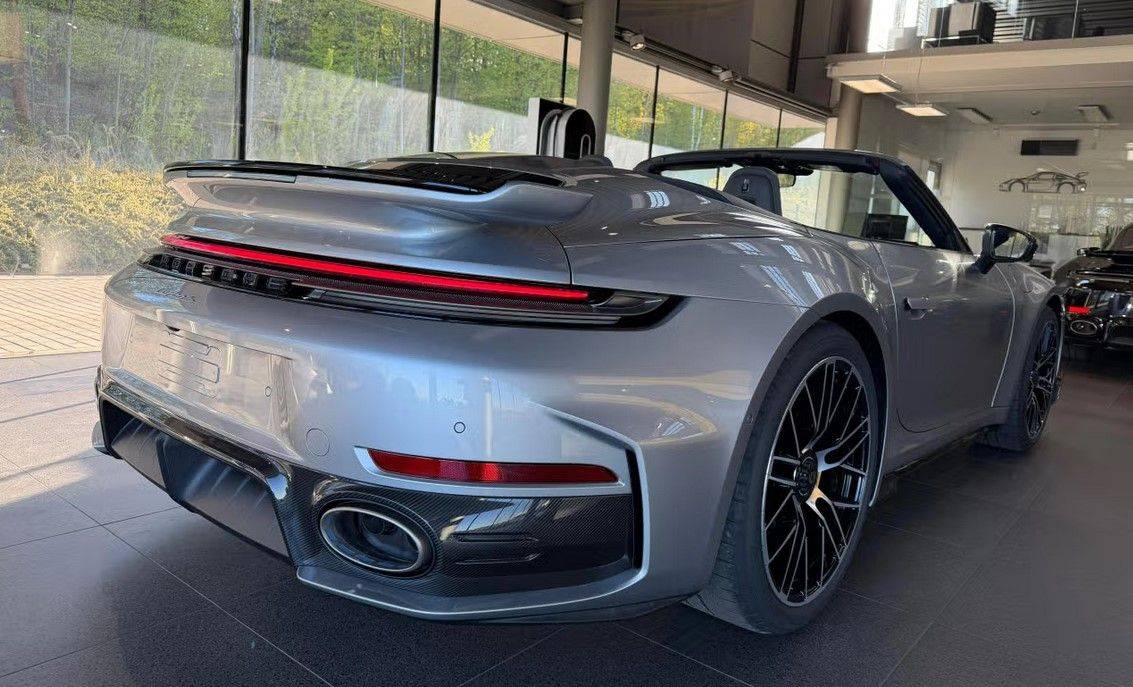 Как привозим Porsche 911 Turbo S Cabriolet из Европы