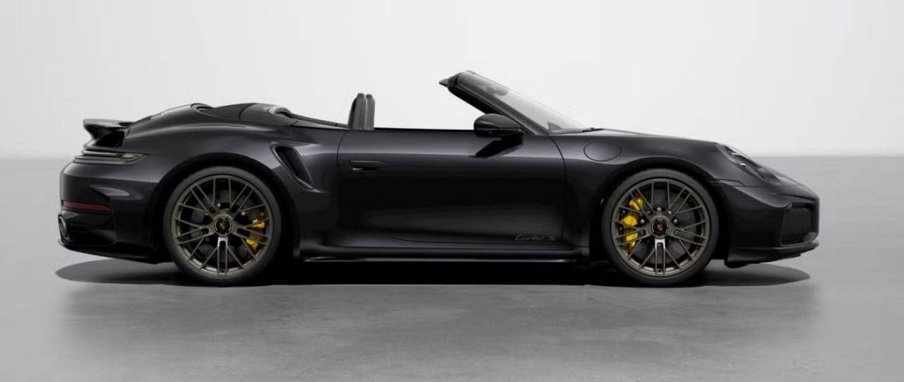 Комплектация Porsche 911 Turbo S Cabriolet 2026